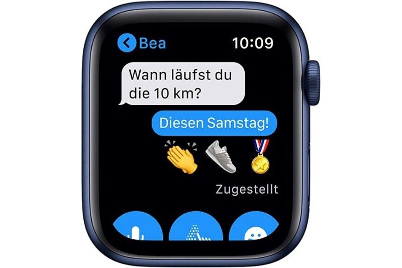 Man sieht eine eingegangene Nachricht auf der Apple Watch 6.